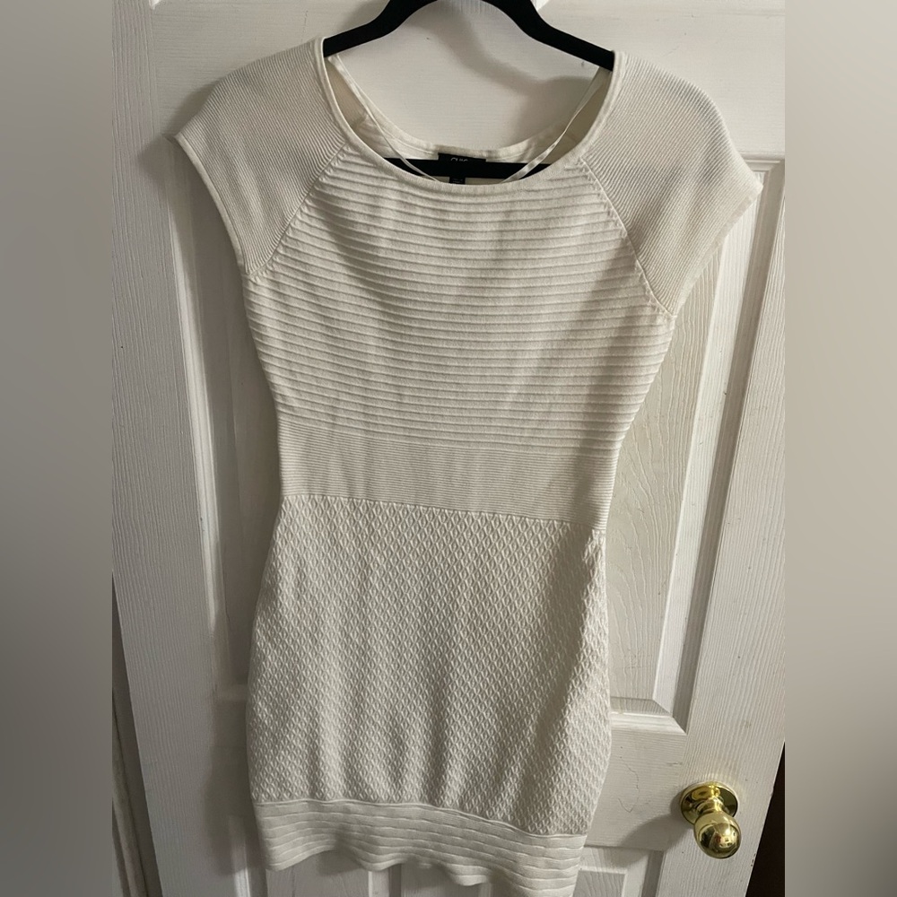Chic Women's Textured Cream Mini Dress
